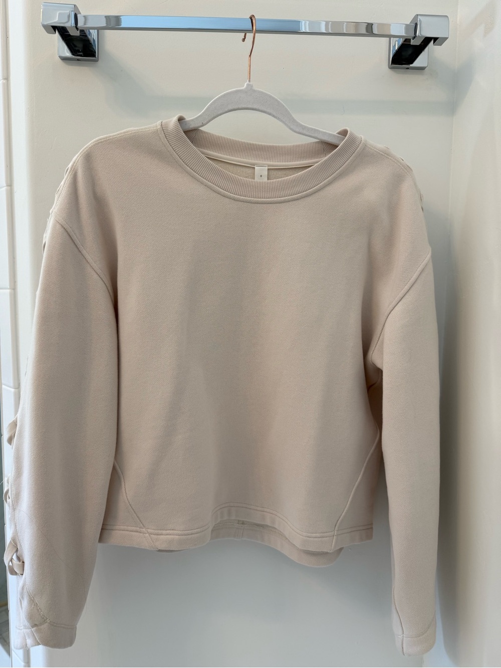 lululemon athletica Cream Crewneck Pullover Sweatshirt